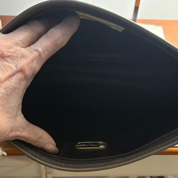 Mario Valentino Elegant Brown Clutch - Picture 9 of 9